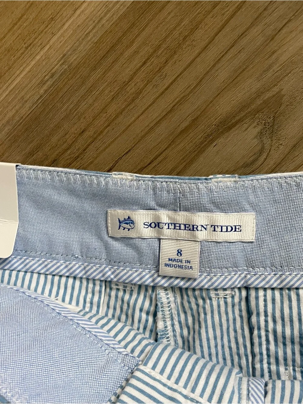 Southern Tide Leah Seersucker Shorts in “Boat Blue” Size 8 NWT - Picture 7 of 8